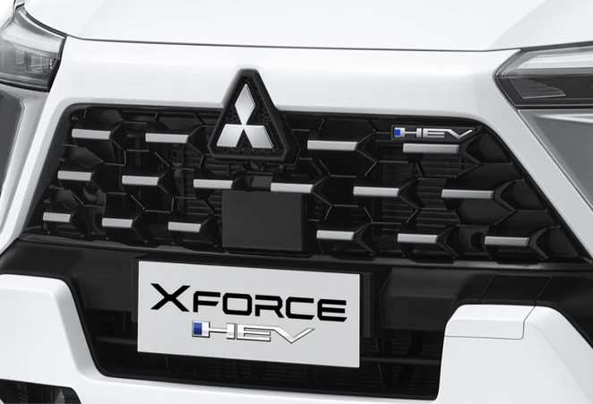 Front Grille Accent dengan Emblem Hybrid Electric Vehicle (HEV)